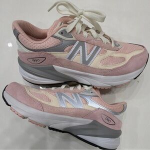 New Balance Women's Pink and Cream 990 Lifestyle Sneakers
